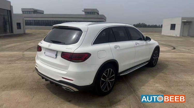 Mercedes Benz GLC300 2021
