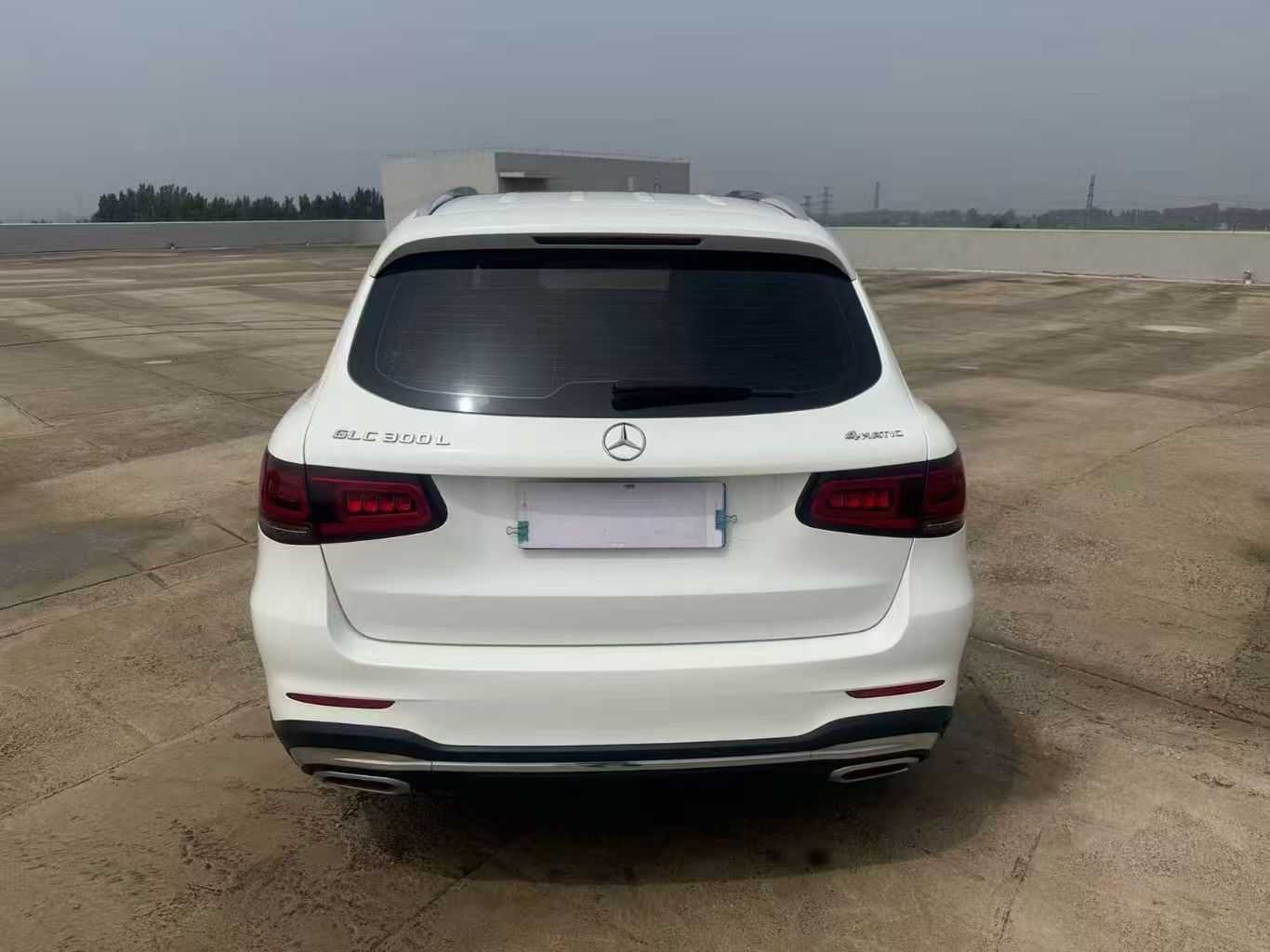Mercedes Benz GLC300 2021