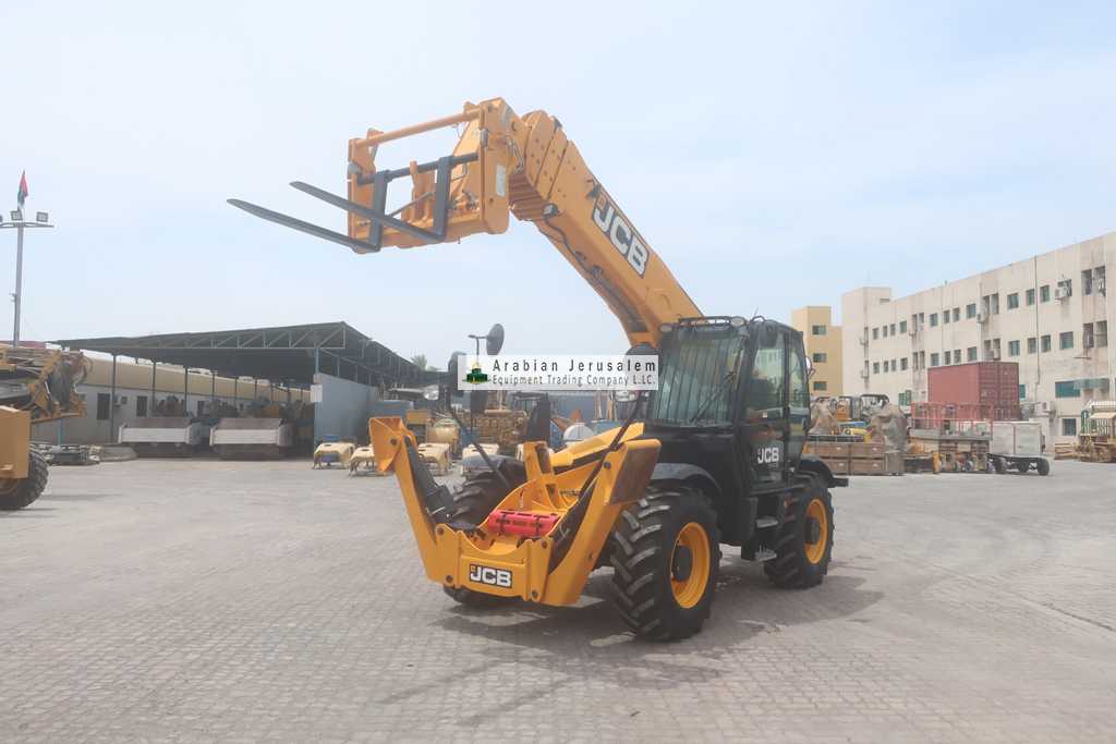 Telescopic Handlers JCB 2024