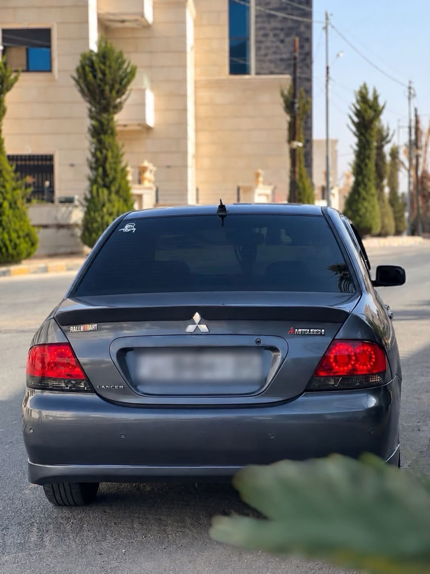 ميتسوبيشي لانسر 2008
