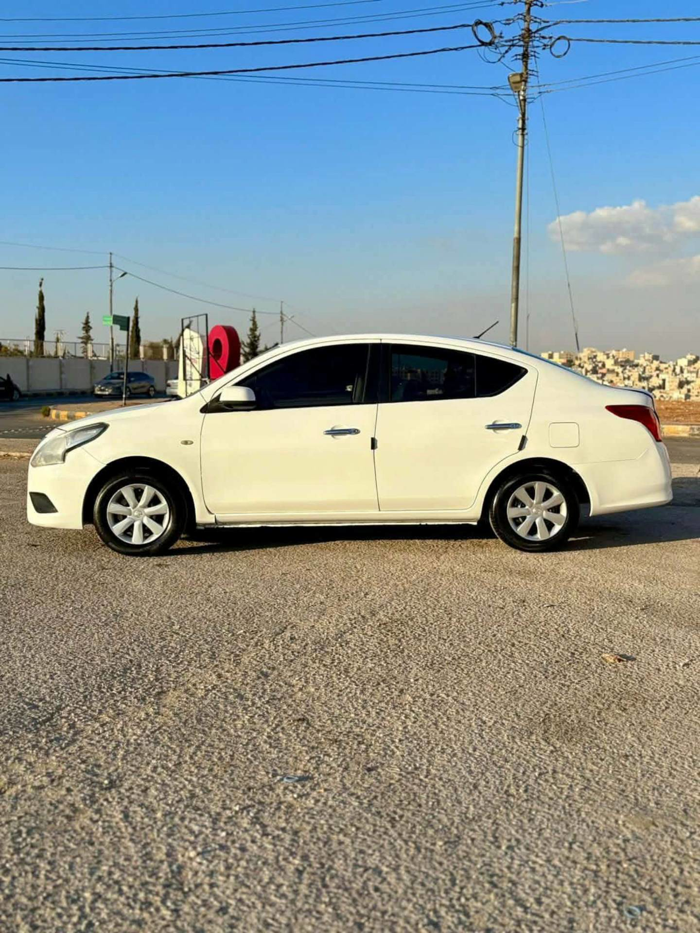 نيسان صني 2016