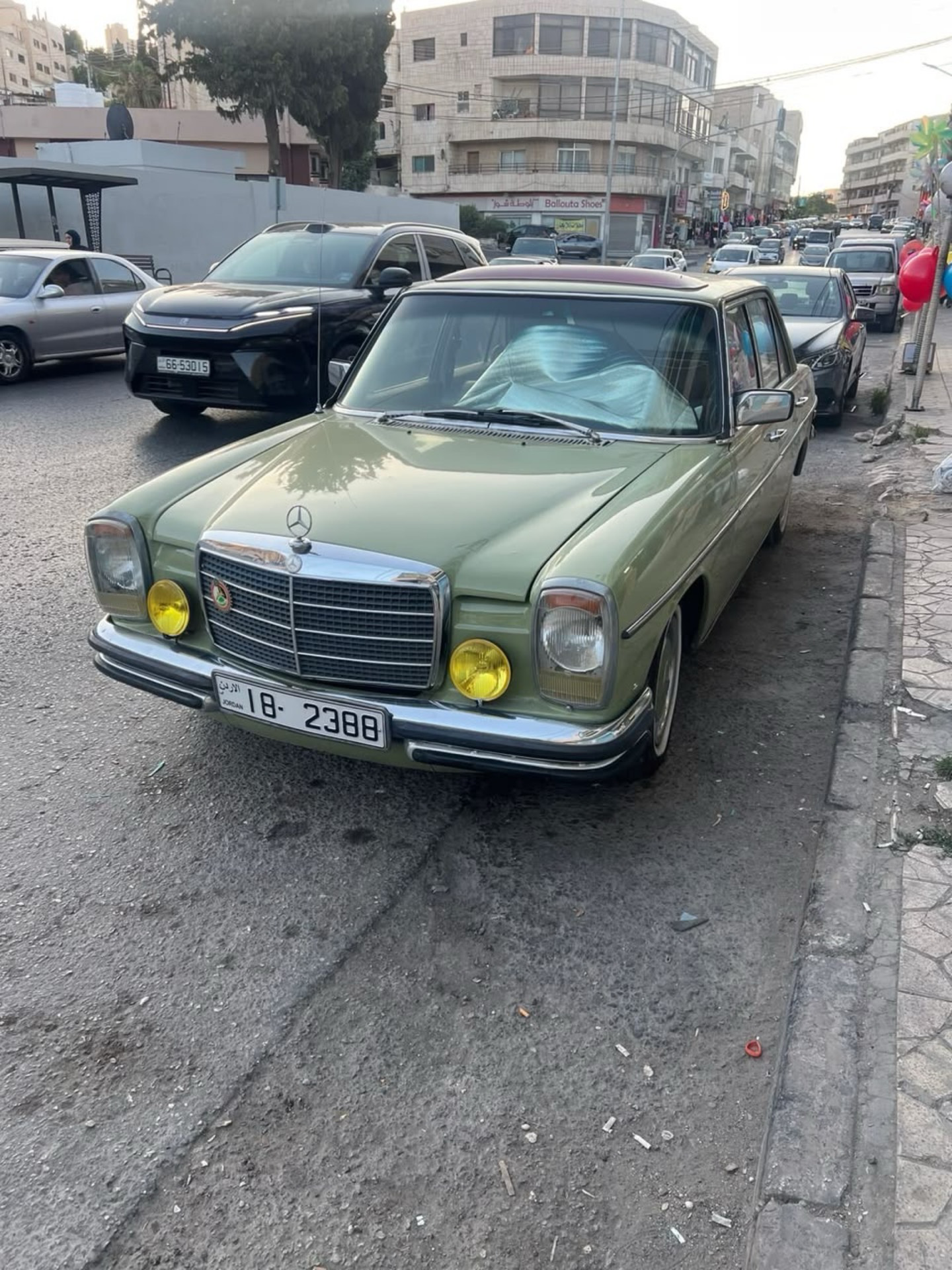 Mercedes Benz E200 1975