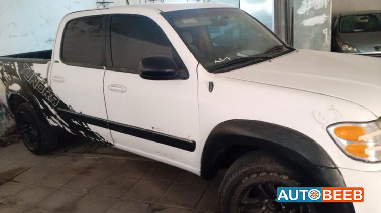 Toyota Tundra 2004