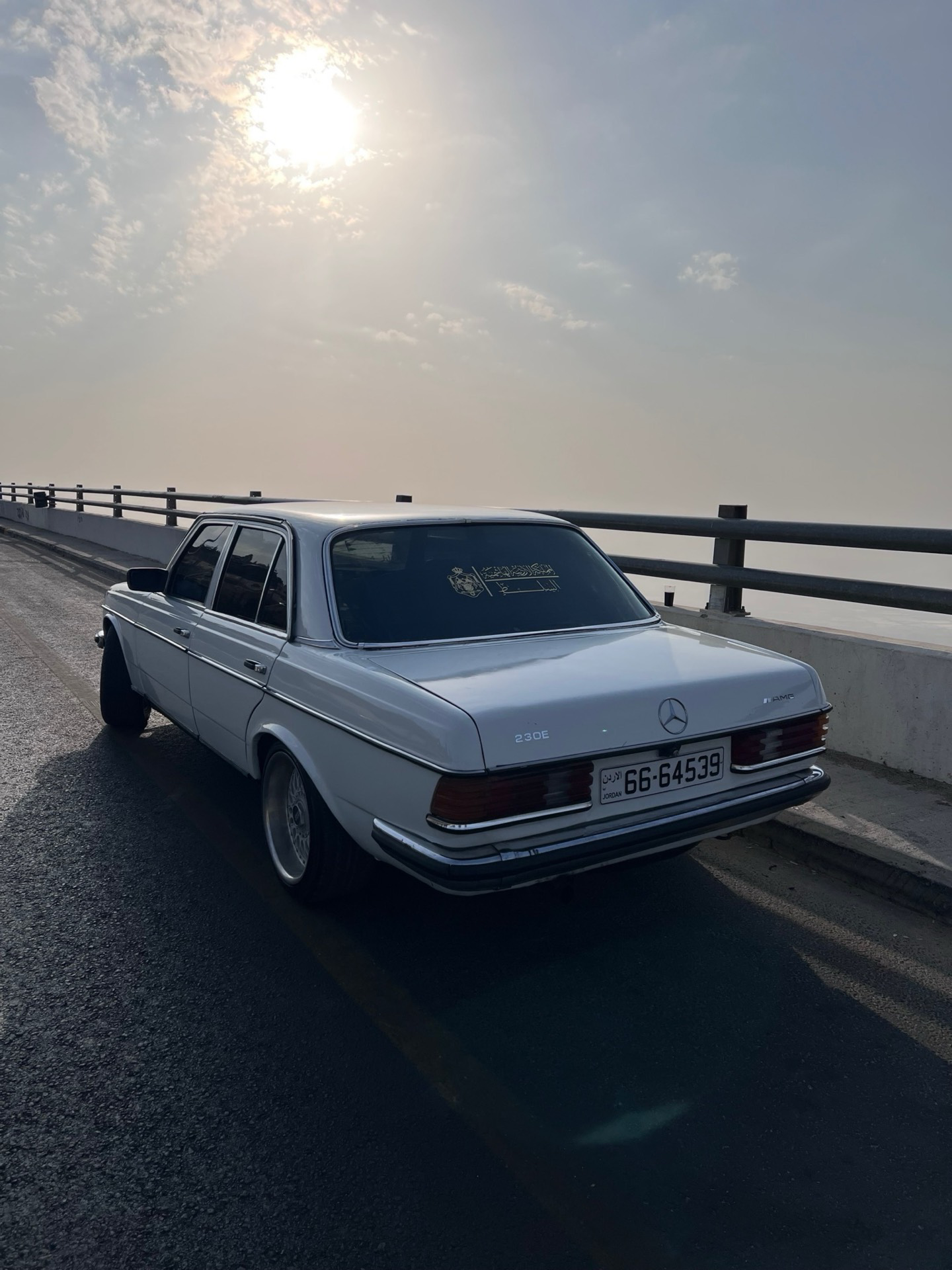 مرسيدس بنز E230 1977