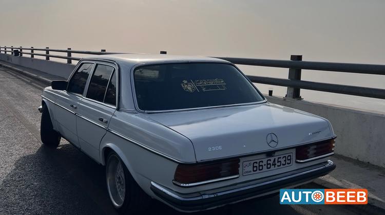مرسيدس بنز E230 1977