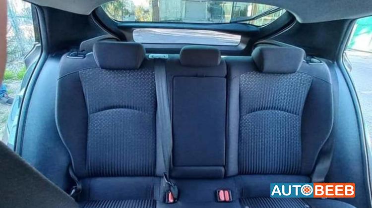 Toyota Prius 2018