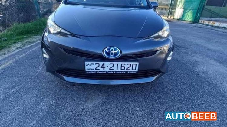 Toyota Prius 2018