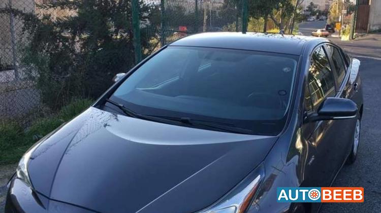 Toyota Prius 2018