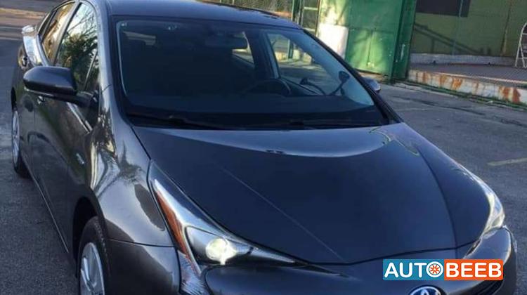 Toyota Prius 2018