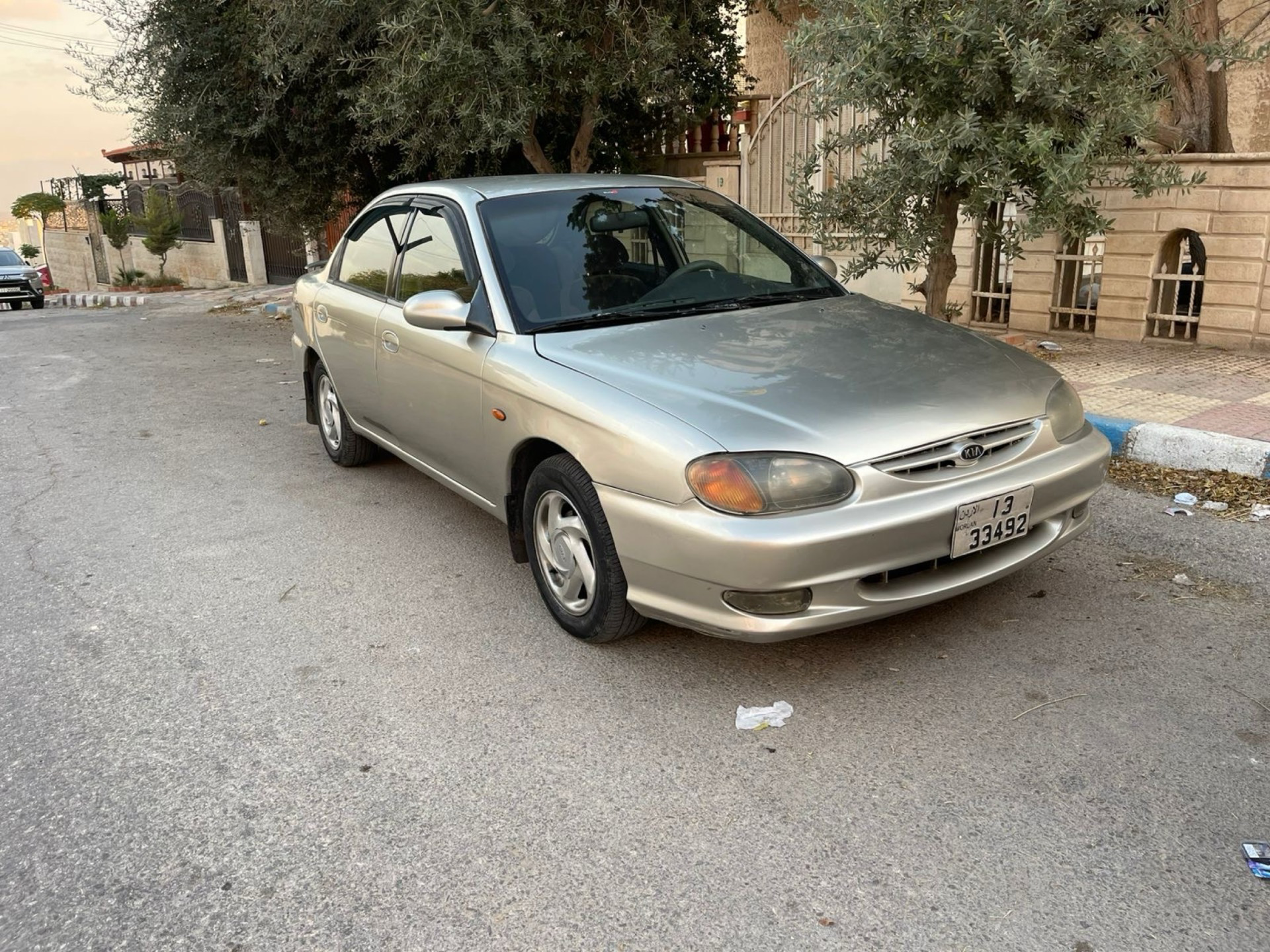 كيا سيفيا 1999
