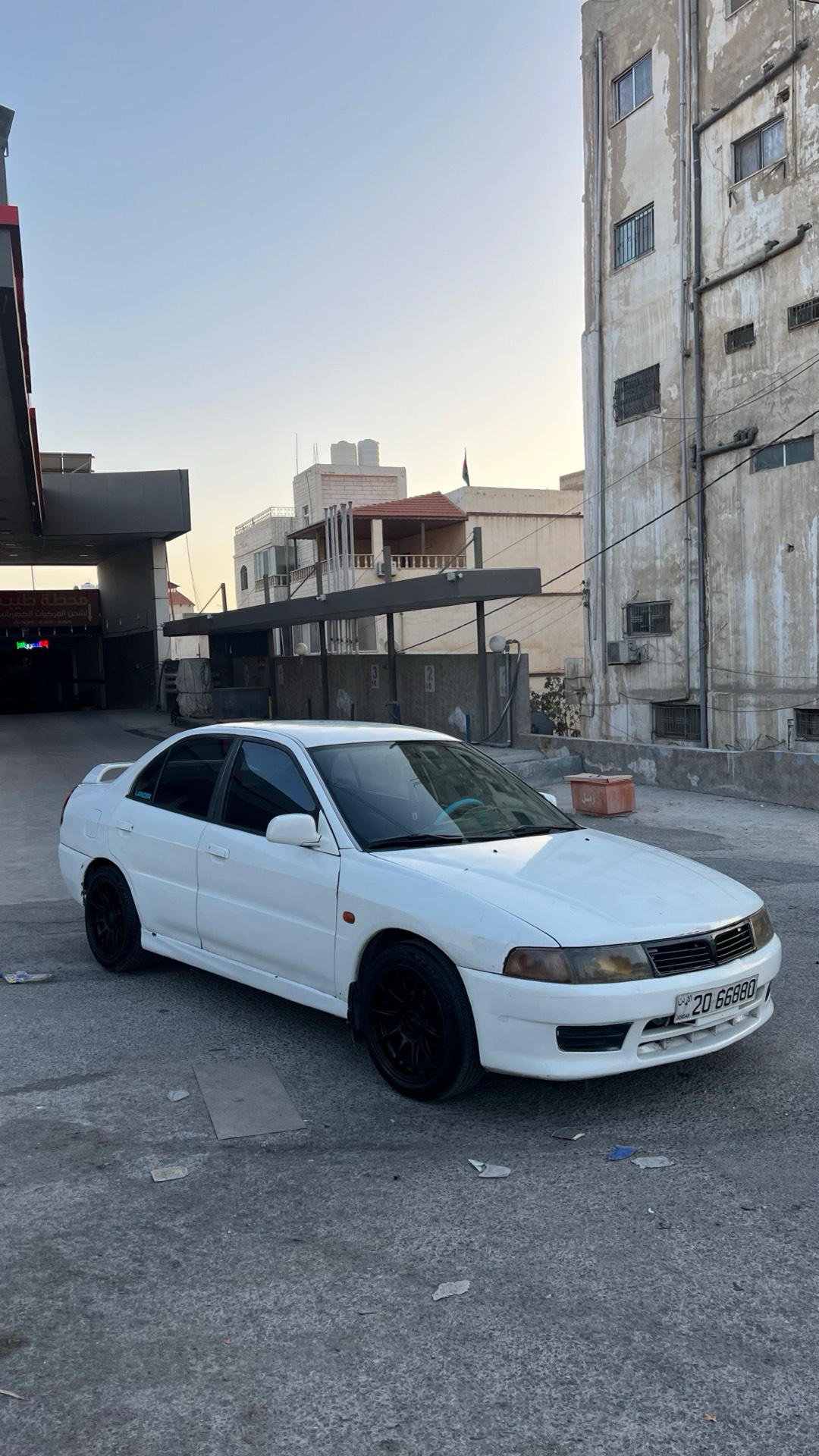ميتسوبيشي لانسر 1999
